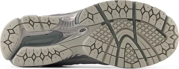 Кросівки New Balance 2002R GORE-TEX світло-сірі U200227R
