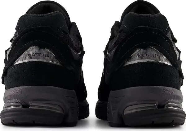 Кросівки New Balance 2002R GORE-TEX чорно-темно-сірі U20023MB