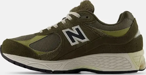 Кроссовки New Balance 2002R оливковые M2002RZD