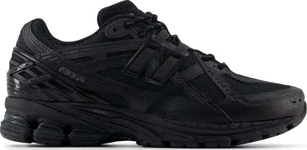 Кроссовки New Balance 1906U черные M1906NJ