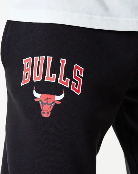 Спортивные штаны New Era NBA ESSENTIAL CHICAGO BULLS черные 60416730