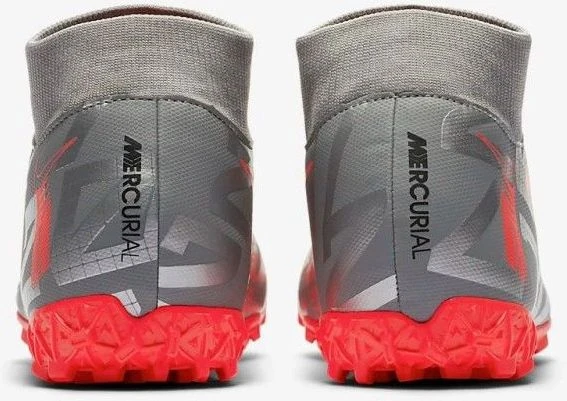 Сороконожки (шиповки) Nike MERCURIAL SUPERFLY 7 ACADEMY TF серо-красные AT7978-906