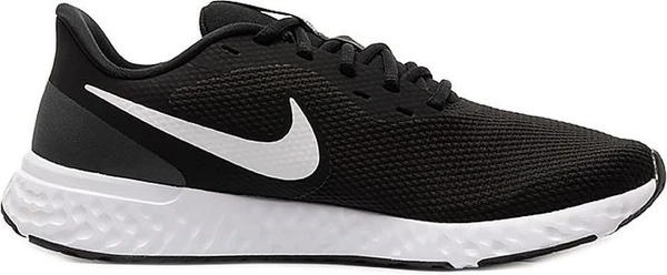 Кроссовки Nike REVOLUTION 5 черно-белые BQ3204-002