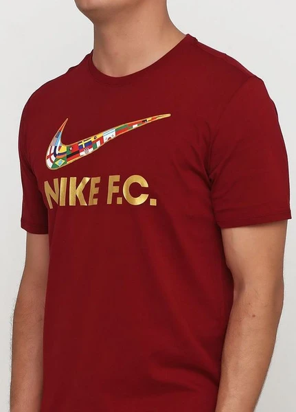 Футболка Nike NK FC TEE SWSH FLAG красная 911400-677
