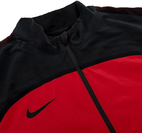 Вітровка Nike STRIKE WVN JKT II EL червоно-чорна 714970-657