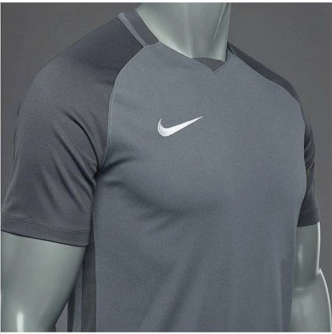 Футбольна футболка підліткова Nike TROPHY III сіра 881484-065