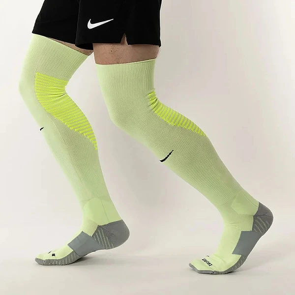 Гетры футбольные Nike TEAM MATCHFIT CORE SOCK салатовые SX5730-701