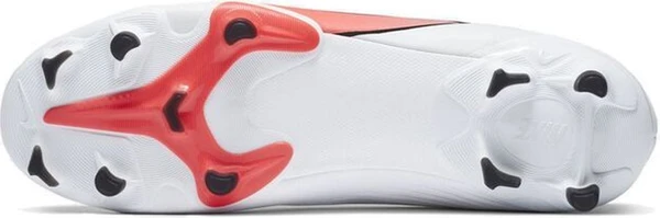 Бутсы Nike Mercurial Superfly 7 Academy MG белые AT7946-163