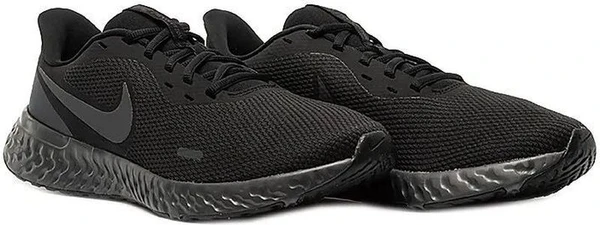 Кроссовки женские Nike Revolution 5 черные BQ3207-001
