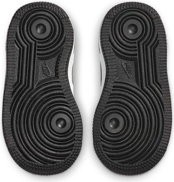 Кросівки дитячі Nike Force 1 LV8 KSA чорно-білі CT4682-100