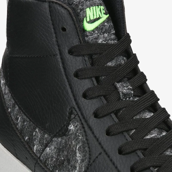 Кроссовки Nike Blazer Mid '77 Vintage черные CW6726-001