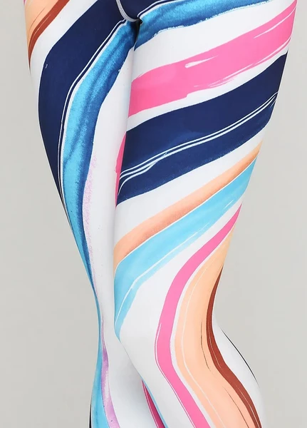 Лосины женские Nike EPIC LUX TIGHTS 7_8 EVA MAGILL разноцветные AJ8782-121