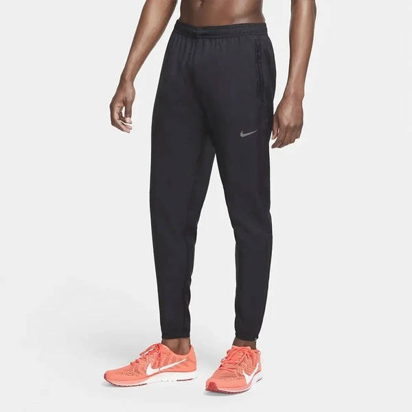 Спортивные штаны Nike ESSENTIAL WOVEN PANT черные CU5498-010