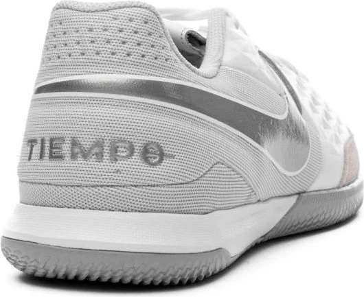 Футзалки (бампи) Nike Tiempo Legend 8 Academy IC AT6099-100