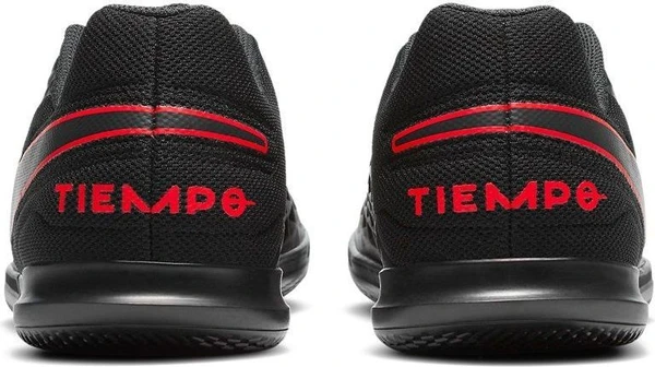 Футзалки (бампы) Nike Tiempo Legend 8 Club IC черные AT6110-060