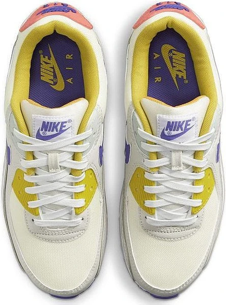 Кроссовки женские Nike AIR MAX 90 белые DA8726-100
