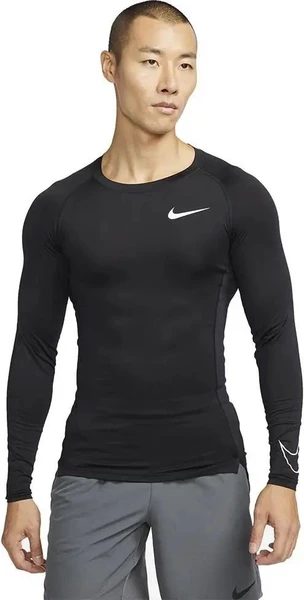 Термобелье футболка Nike NP DF TIGHT TOP LS черная DD1990-010