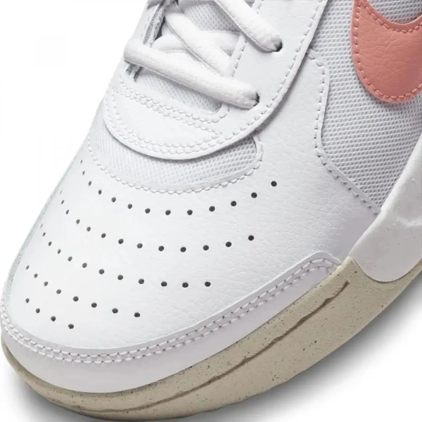 Кроссовки женские для тенниса Nike ZOOM COURT LITE 3 белые DH1042-116