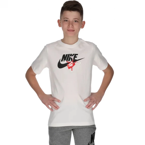 Футболка подростковая Nike TEE FUTURA BOXY SP22 белая DO1806-100