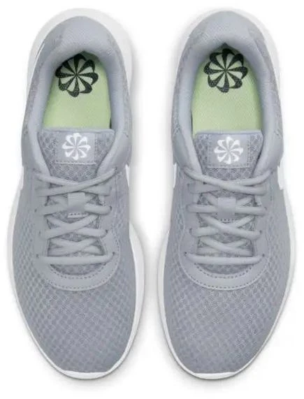Кроссовки женские Nike TANJUN M2Z2 серые DJ6257-003