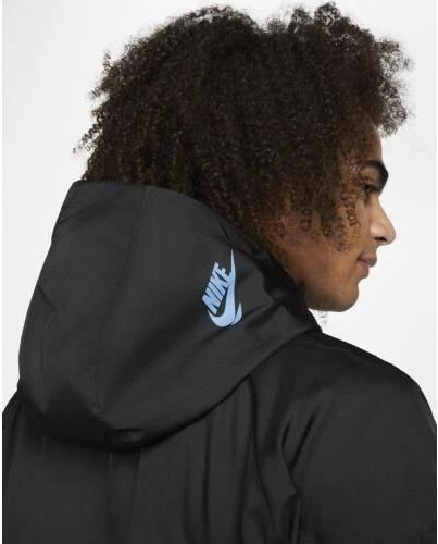 Куртка Nike M NSW SPE+ WVN WR JKT MFTA черная DM6867-010