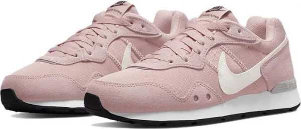 Кросівки жіночі Nike VENTURE RUNNER рожеві CK2948-601