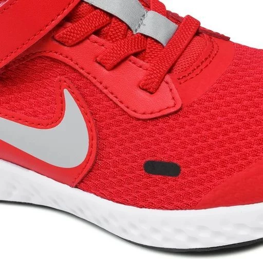 Кроссовки детские Nike REVOLUTION 5 (PSV) красные BQ5672-603