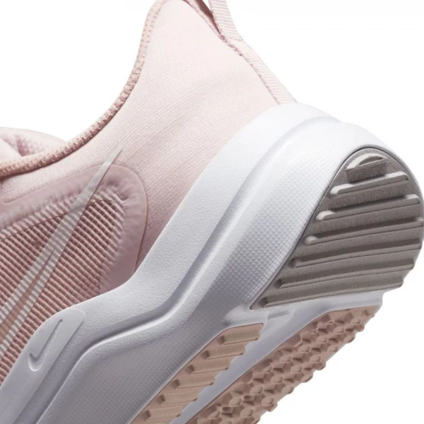 Кросівки жіночі Nike DOWNSHIFTER 12 рожеві DD9294-600