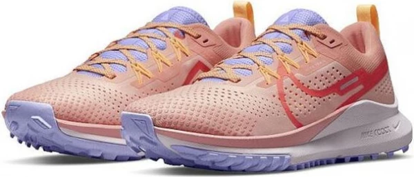 Кроссовки беговые  женские Nike REACT PEGASUS TRAIL 4 коралловые DJ6159-800