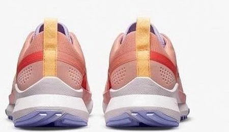 Кросівки бігові жіночі Nike REACT PEGASUS TRAIL 4 коралові DJ6159-800