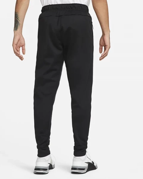 Спортивные штаны Nike M NK TF PANT TAPER черные DQ5405-010