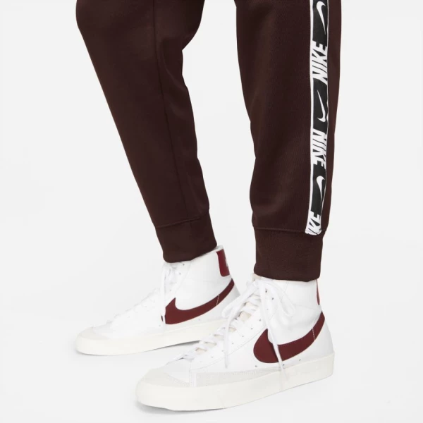 Спортивные штаны Nike M NSW REPEAT PK JOGGER коричневые DM4673-203