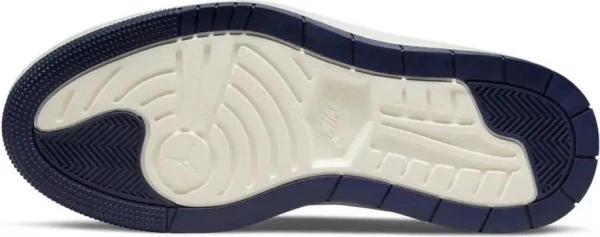 Кросівки жіночі Nike JORDAN WMNS AIR JORDAN 1 ELEVATE LOW біло-сині DH7004-141