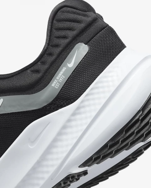 Кроссовки беговые Nike QUEST 5 черные DD0204-001