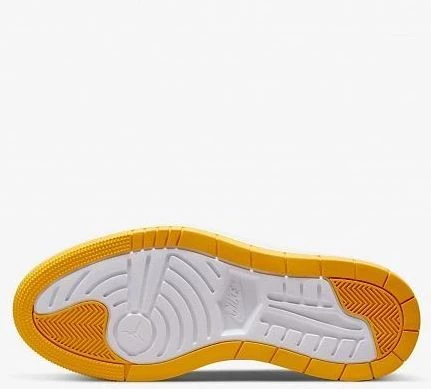 Кросівки жіночі Nike JORDAN WMNS AIR Nike JORDAN 1 ELEVATE LOW жовто-сірі DH7004-017