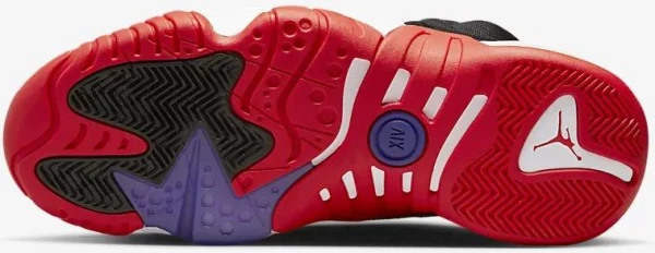 Кроссовки баскетбольные Nike JORDAN JUMPMAN TWO TREY черные DO1925-001