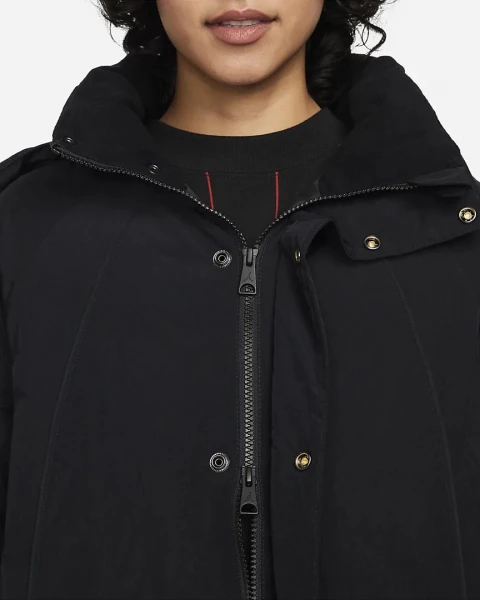 Куртка женская Nike JORDAN W J ESSEN DOWN PARKA черная DH0781-010