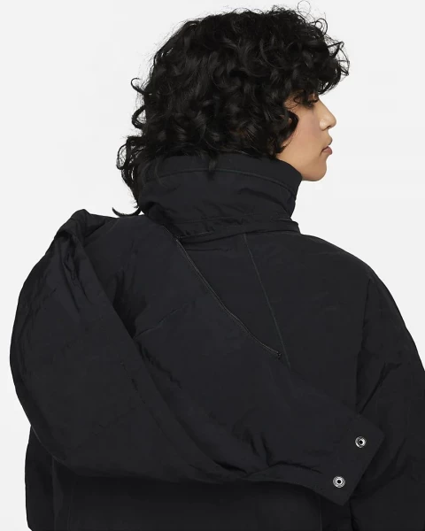 Куртка женская Nike JORDAN W J ESSEN DOWN PARKA черная DH0781-010