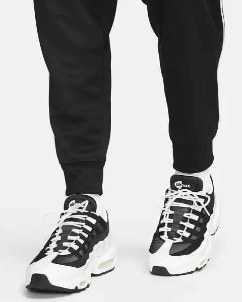 Спортивні штани Nike M NK CLUB PK PANT чорні DX0615-010