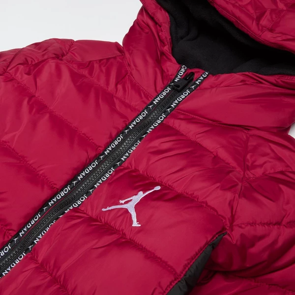 Куртка подростковая Nike JORDAN JDB DOWN JACKET красная 95B667-R78