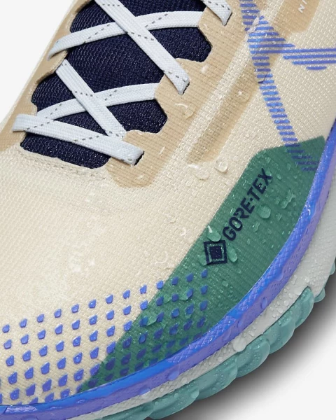 Кросівки для трейлраннінгу Nike REACT PEGASUS TRAIL 4 GTX бежево-зелені DJ7926-100