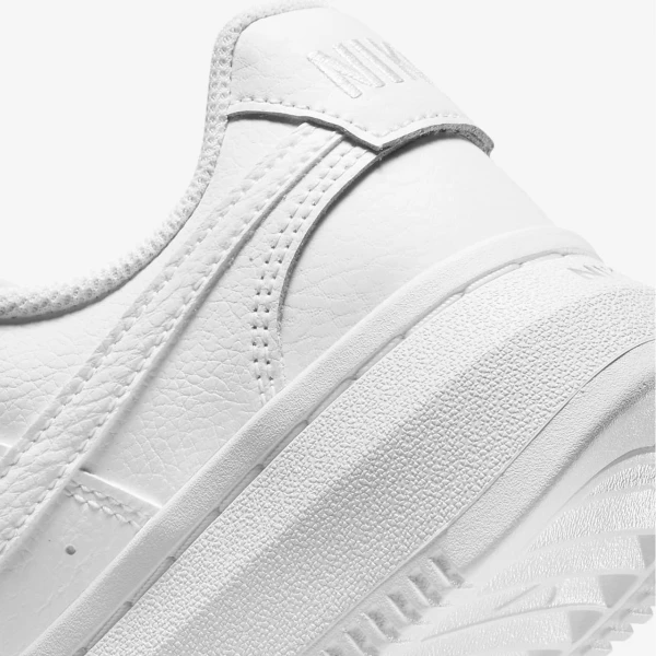 Кроссовки женские Nike Court Vision Alta Leather белые DM0113-100