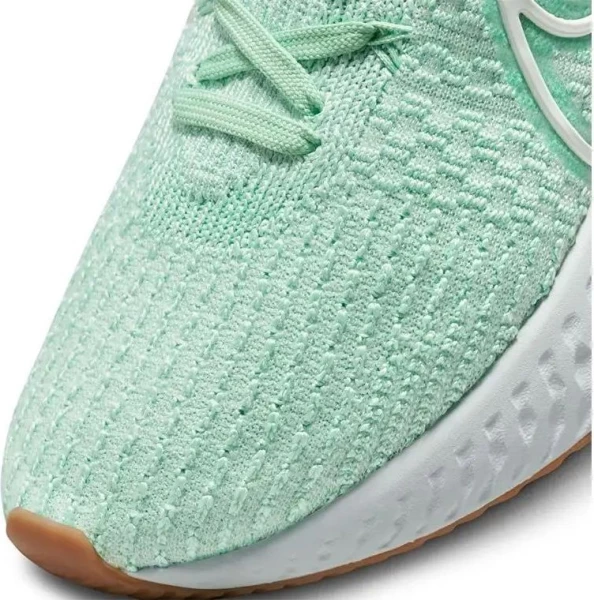 Кроссовки беговые женские Nike REACT INFINITY RUN FK 3 светло-зеленые DD3024-301