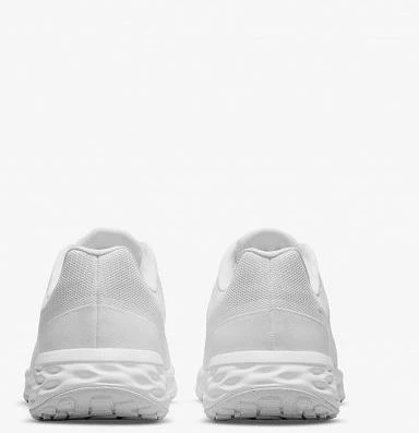 Кроссовки беговые Nike REVOLUTION 6 NN белые DC3728-102