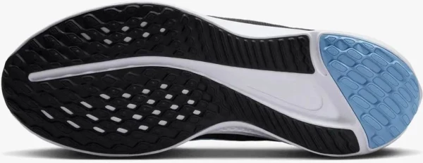 Кросівки бігові Nike QUEST 5 чорні DD0204-006