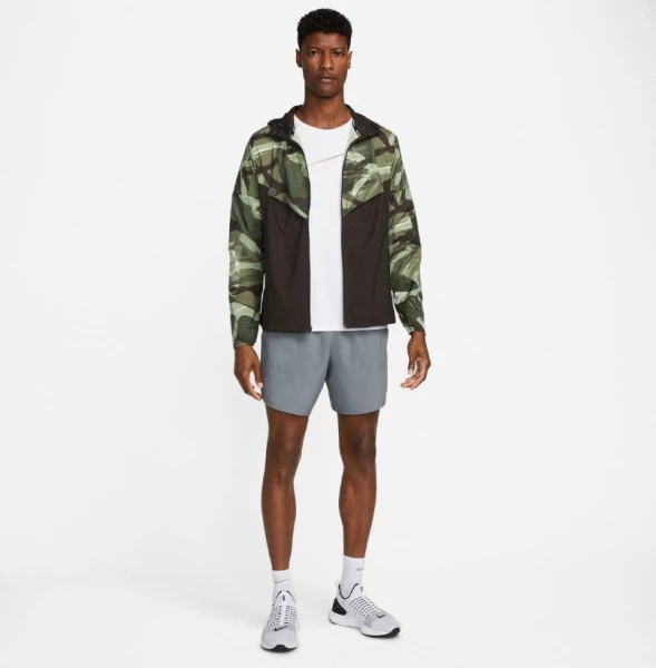 Вітровка Nike M NK RPL WINDRUNNER CAMO хакі DV5199-386