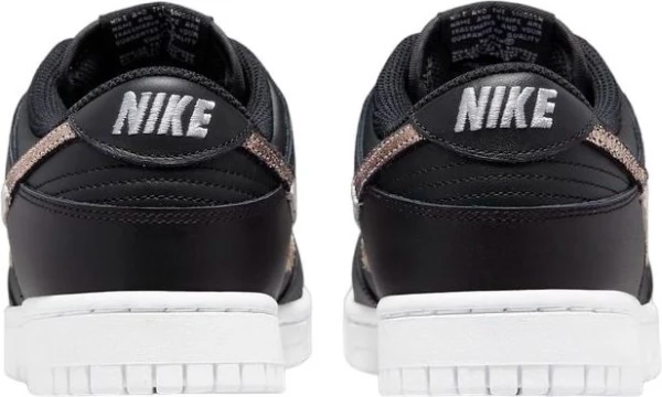 Кроссовки женские Nike W NIKE DUNK LOW SE черные DD7099-001