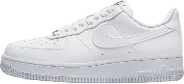 Кросівки жіночі Nike AIR FORCE 1 '07 NEXT NATURE білі DC9486-101