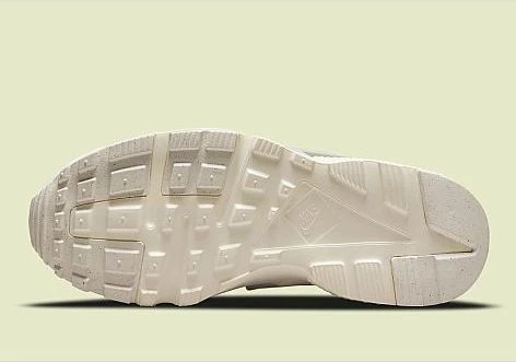 Кросівки дитячі Nike HUARACHE RUN GS G кольорові DR0163-100