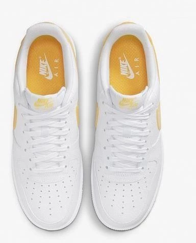 Кроссовки Nike AIR FORCE 1 07 белые DV3505-101